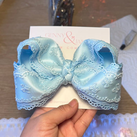 White Floral (Baby & Piggy)