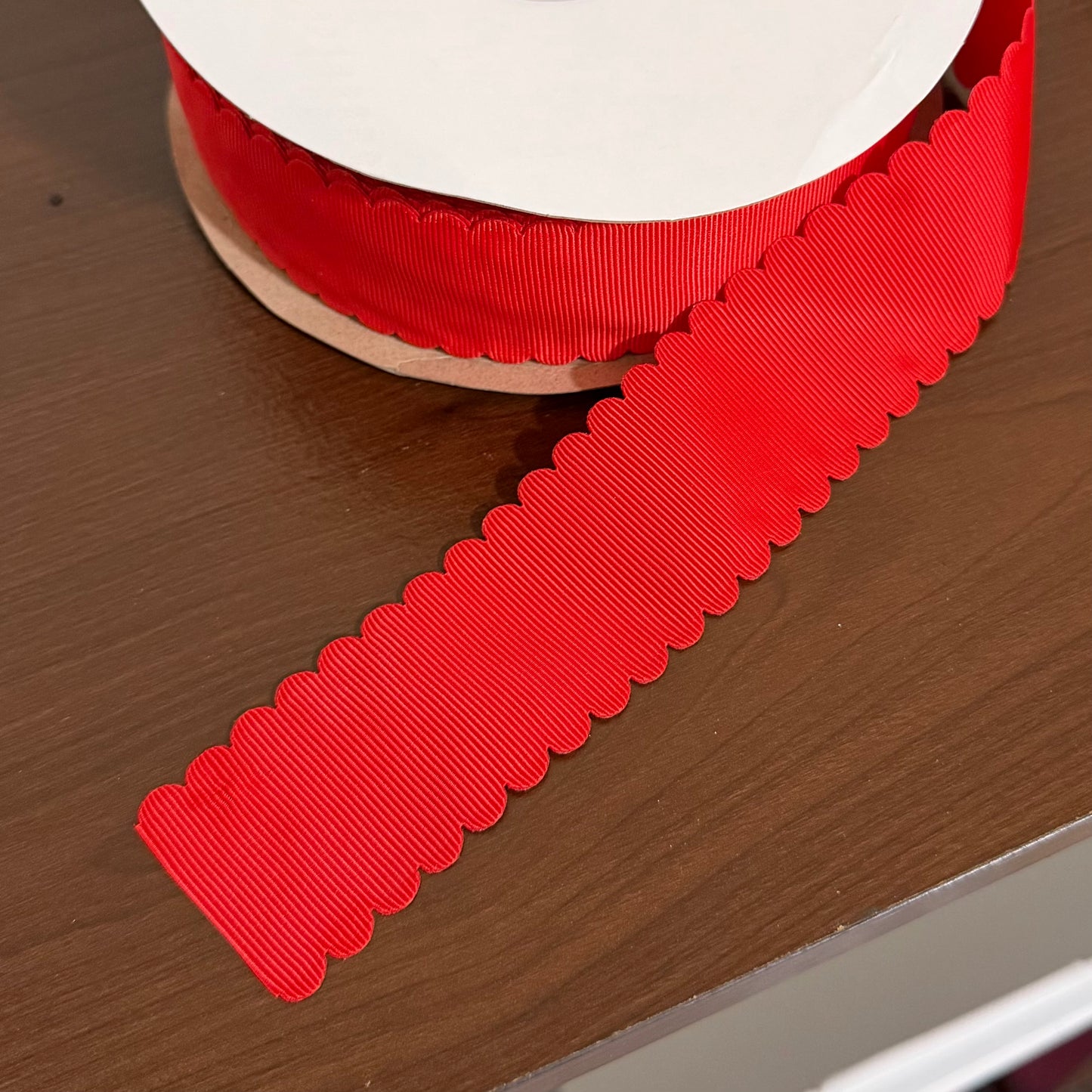 Red Scalloped Wave - 1.5