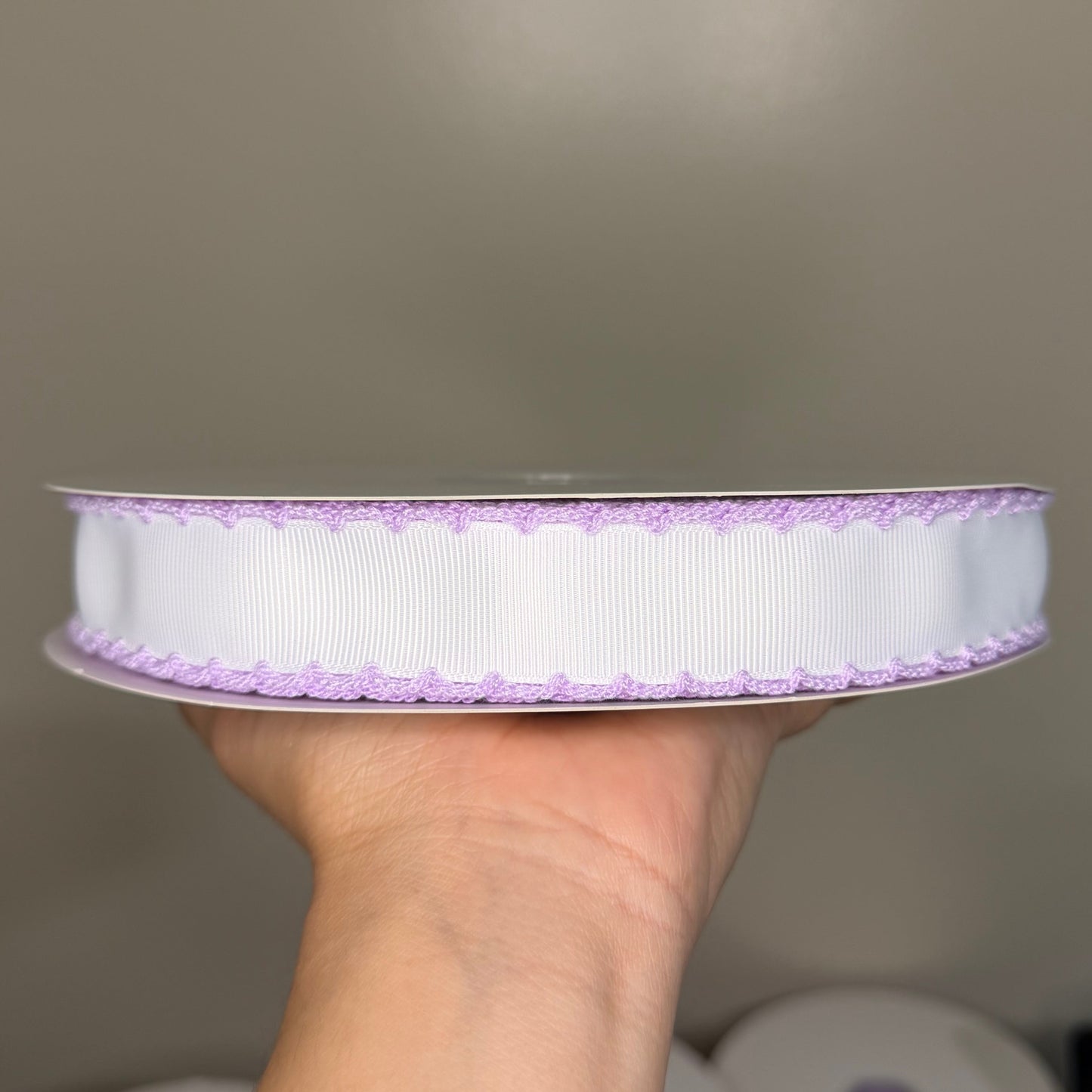 White / Lt Orchid Moonstitch - 7/8