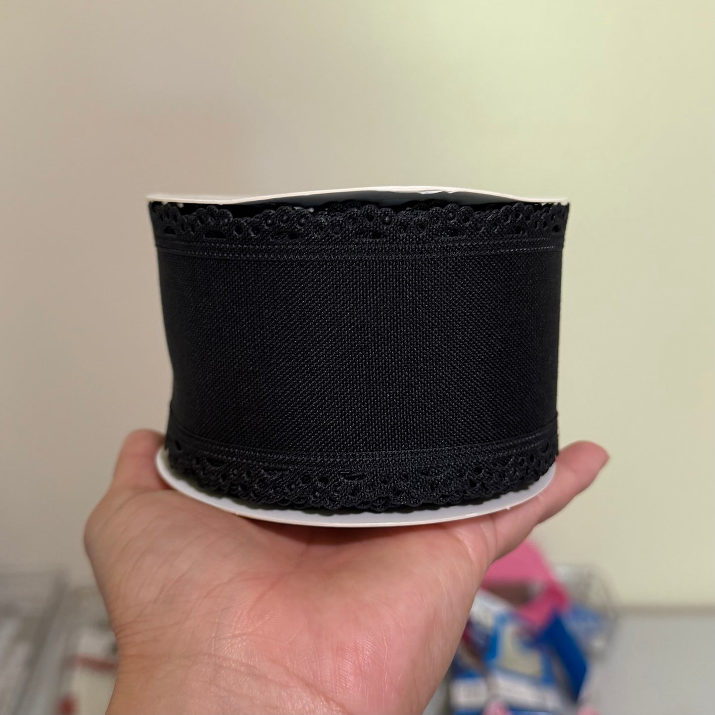 Black Scalloped