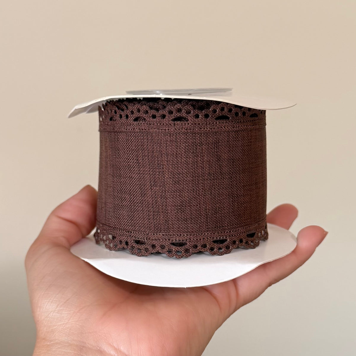 Brown Scalloped - 2.5